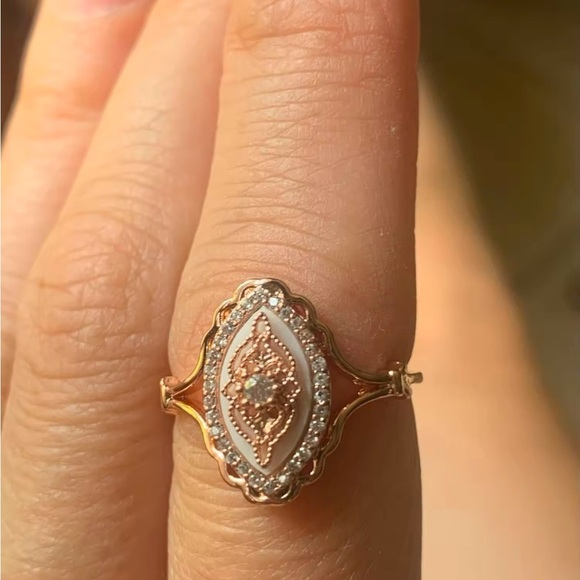 Delicate Gold Oval Zircon Ring size 7, 8 - Picture 3 of 3